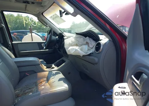 2004 Ford Expedition Nbx/Xlt z USA, uszkodzony, nr VIN 1FMPU16L74LA45642